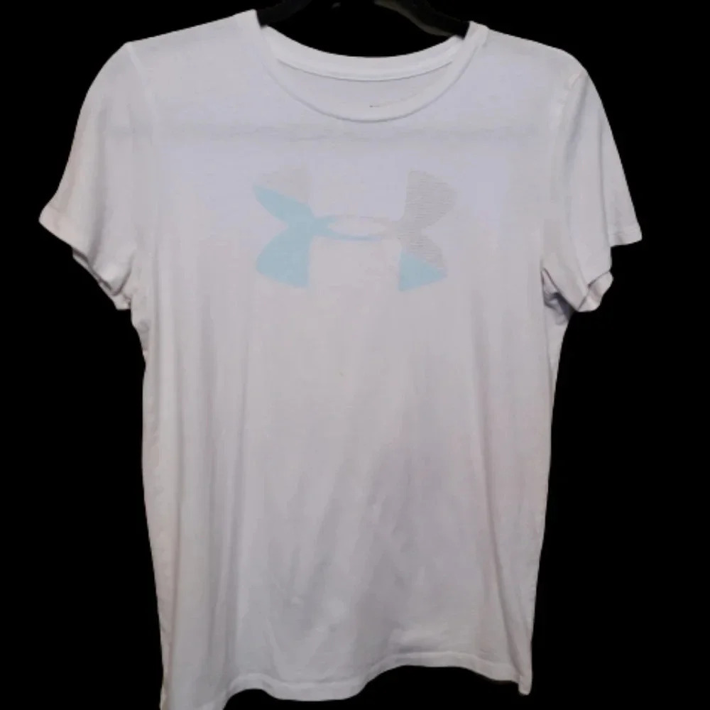 UnderArmour T shirt with light blue/silver logo